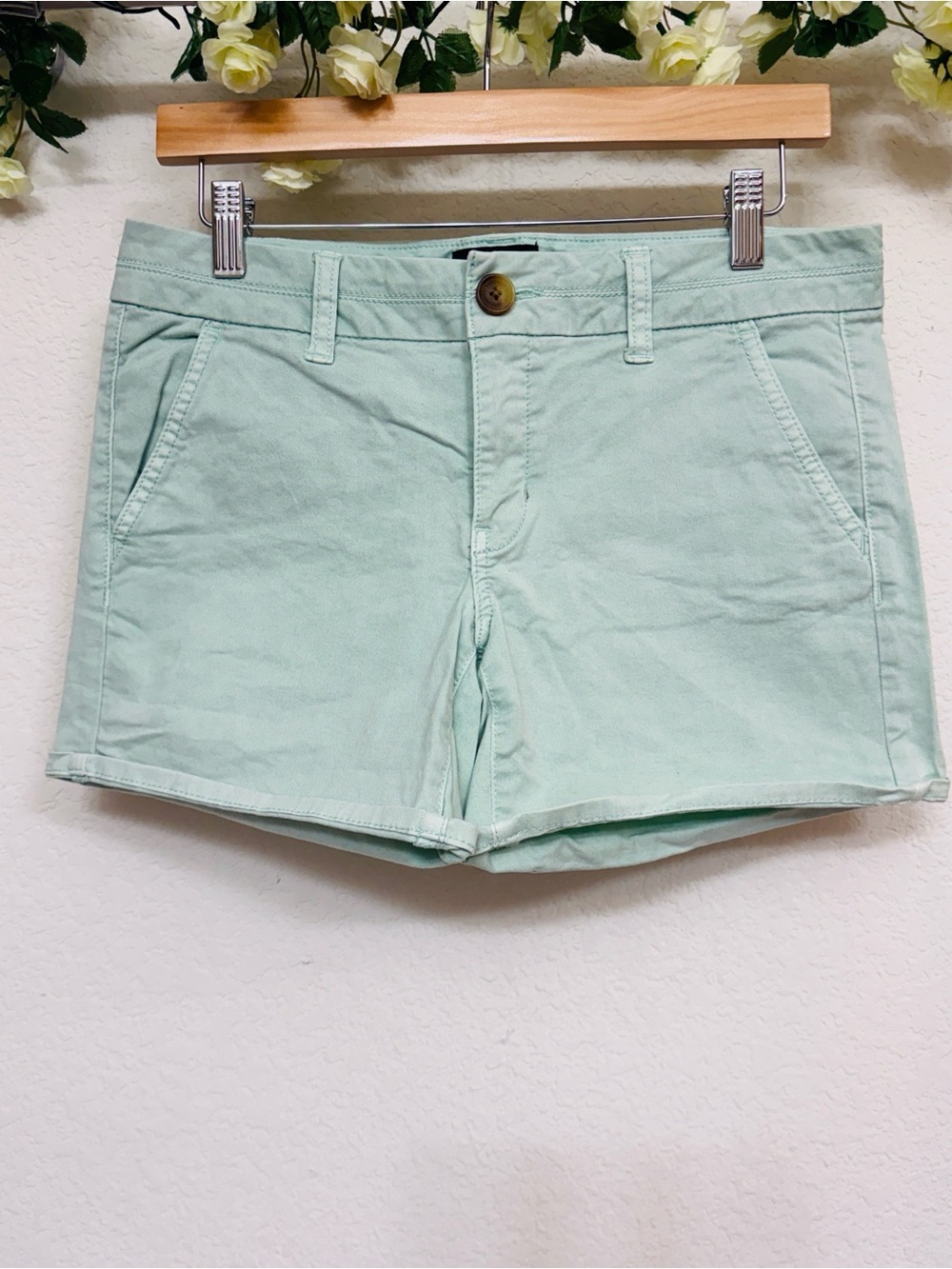 American Eagle Outfitters • Mint Green Pastel Spring Cotton Stretch Midi Shorts